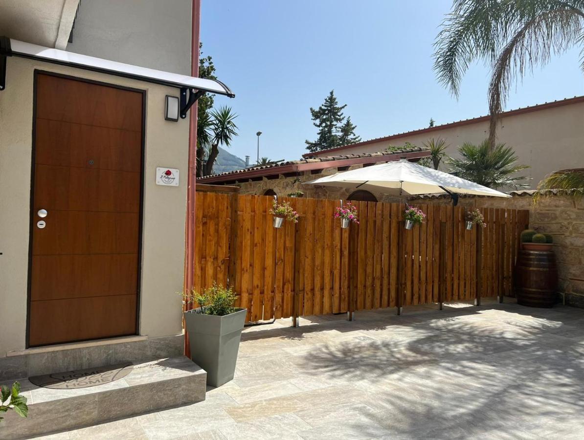 Bed and Breakfast Il Melograno Карини Экстерьер фото